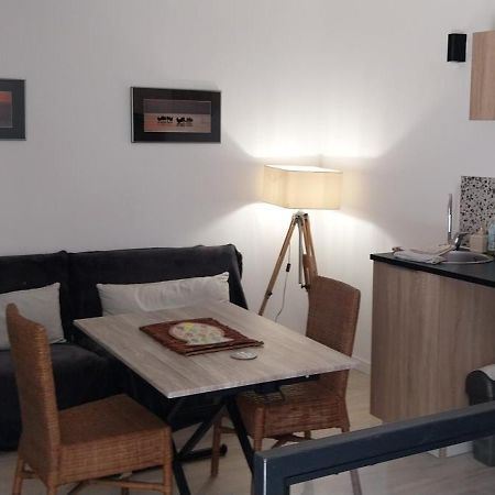 Studio Avec Terrasse Арль Экстерьер фото