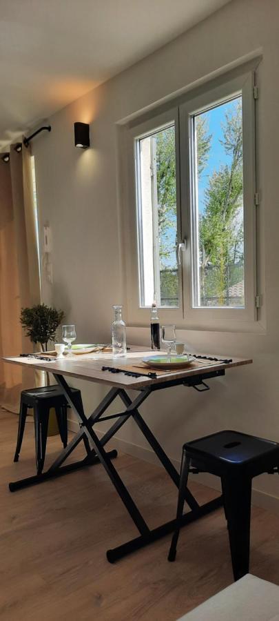 Studio Avec Terrasse Арль Экстерьер фото